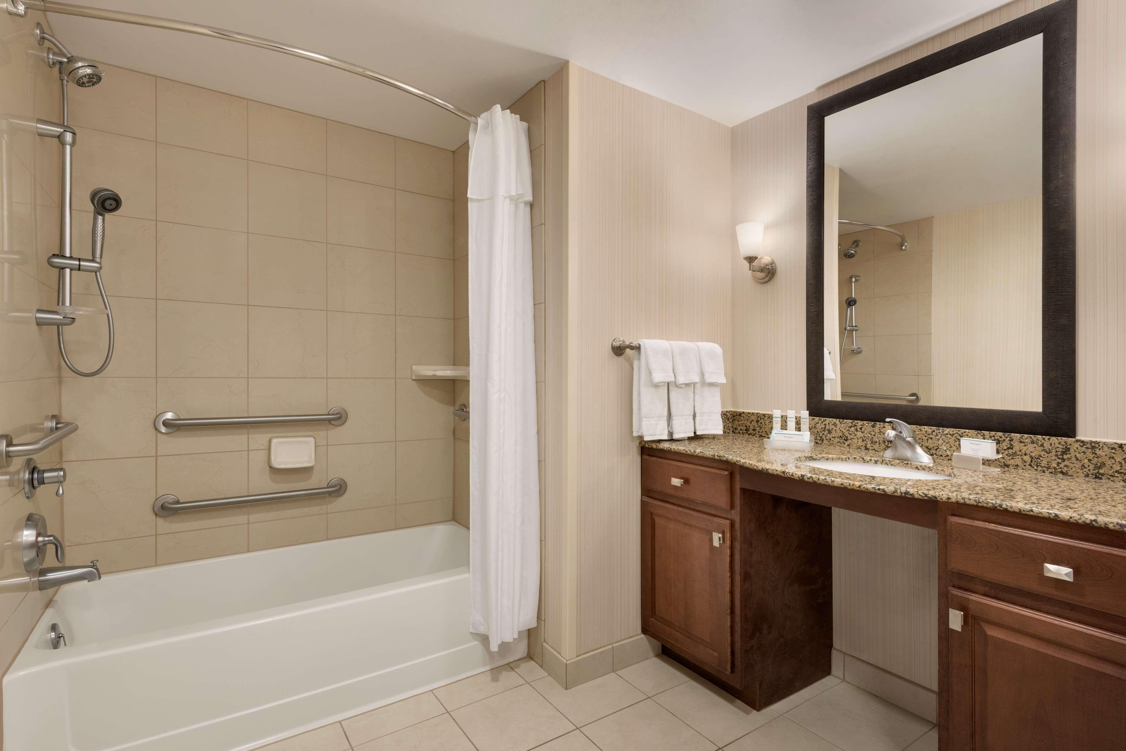 Homewood Suites By Hilton Madison West Exterior foto